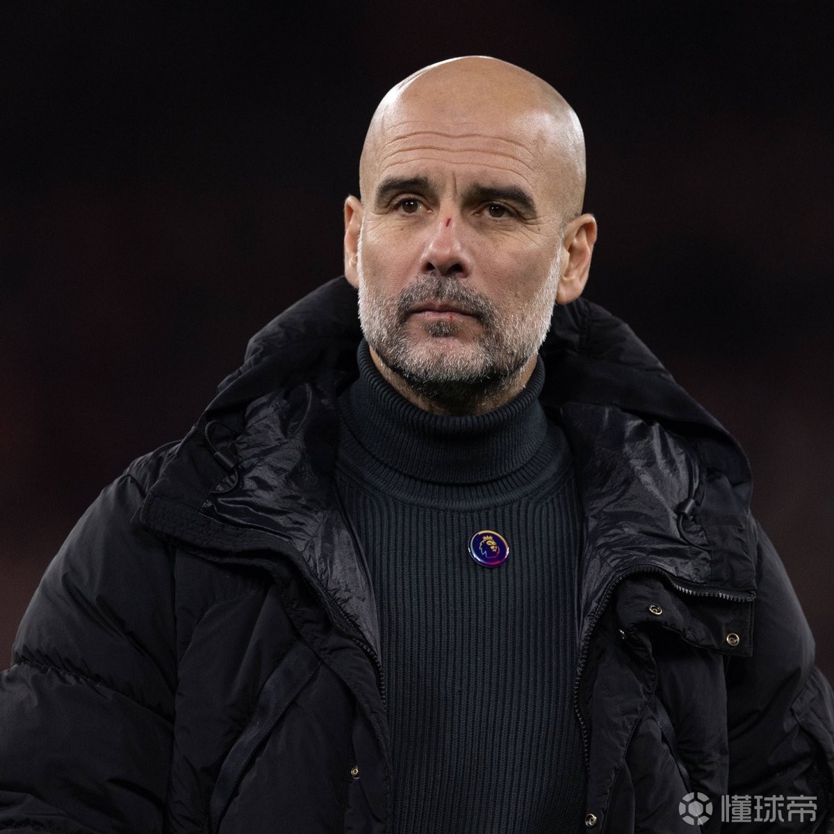 曼城胜利领跑英超，瓜迪奥拉赞誉全队表现