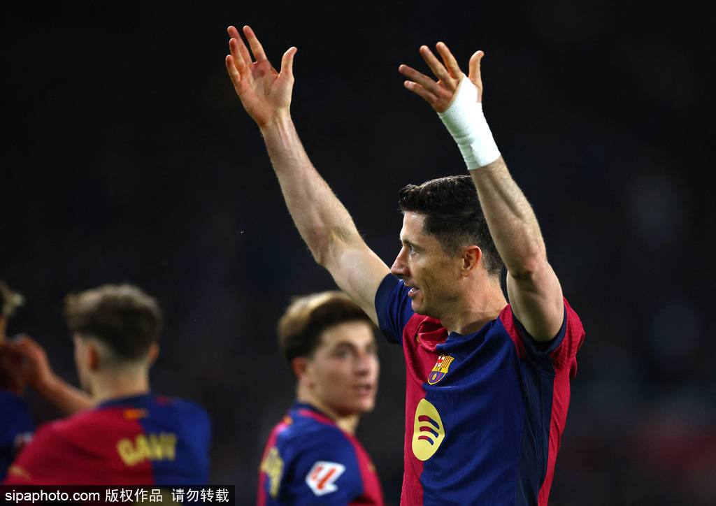 塞维利亚主帅批评球队防守漏洞,亟须改进 塞维利亚主帅批评球队防守漏洞,亟须改进