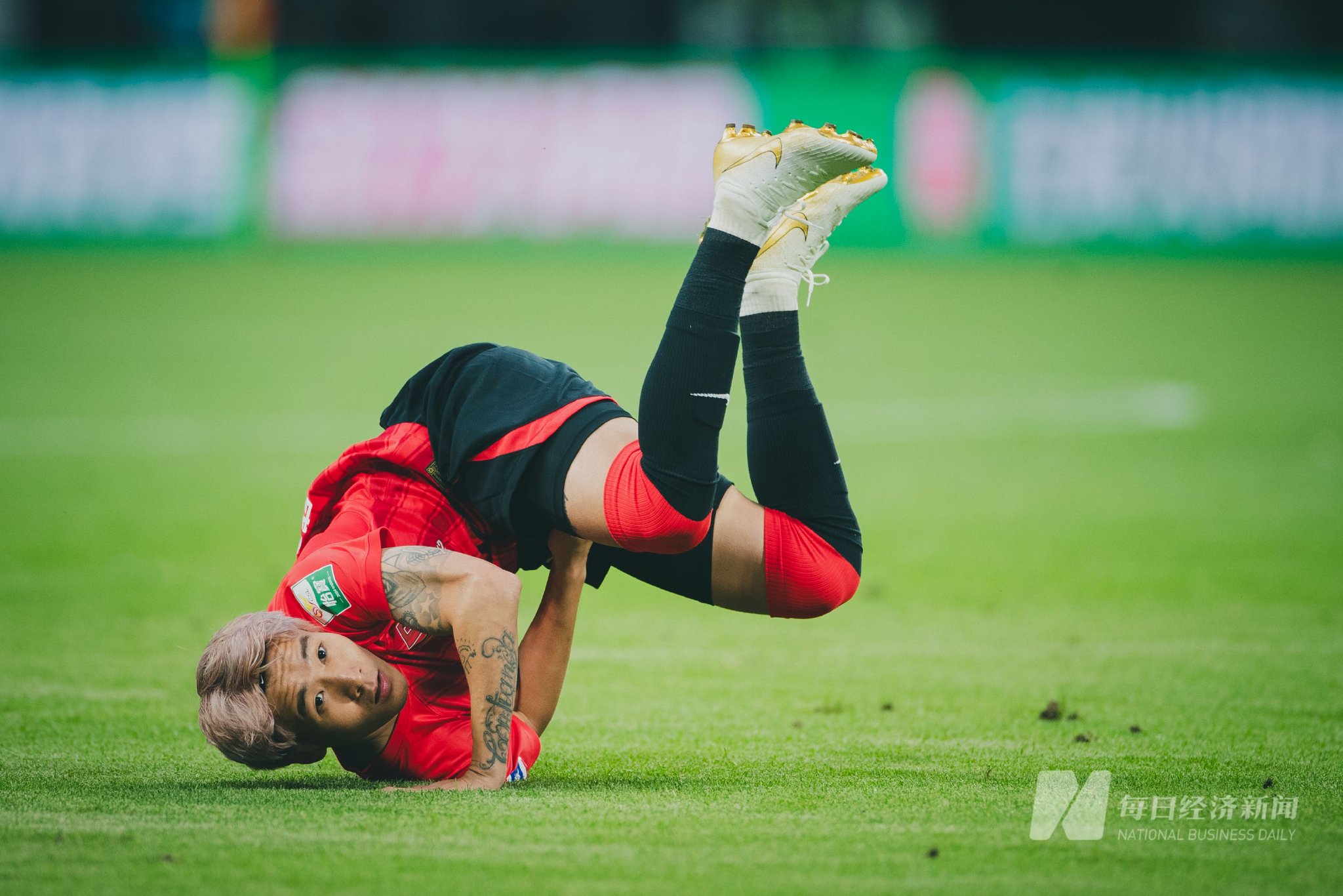 顶级射手受伤,对球队影响不容忽视 顶级射手受伤,对球队影响不容忽视