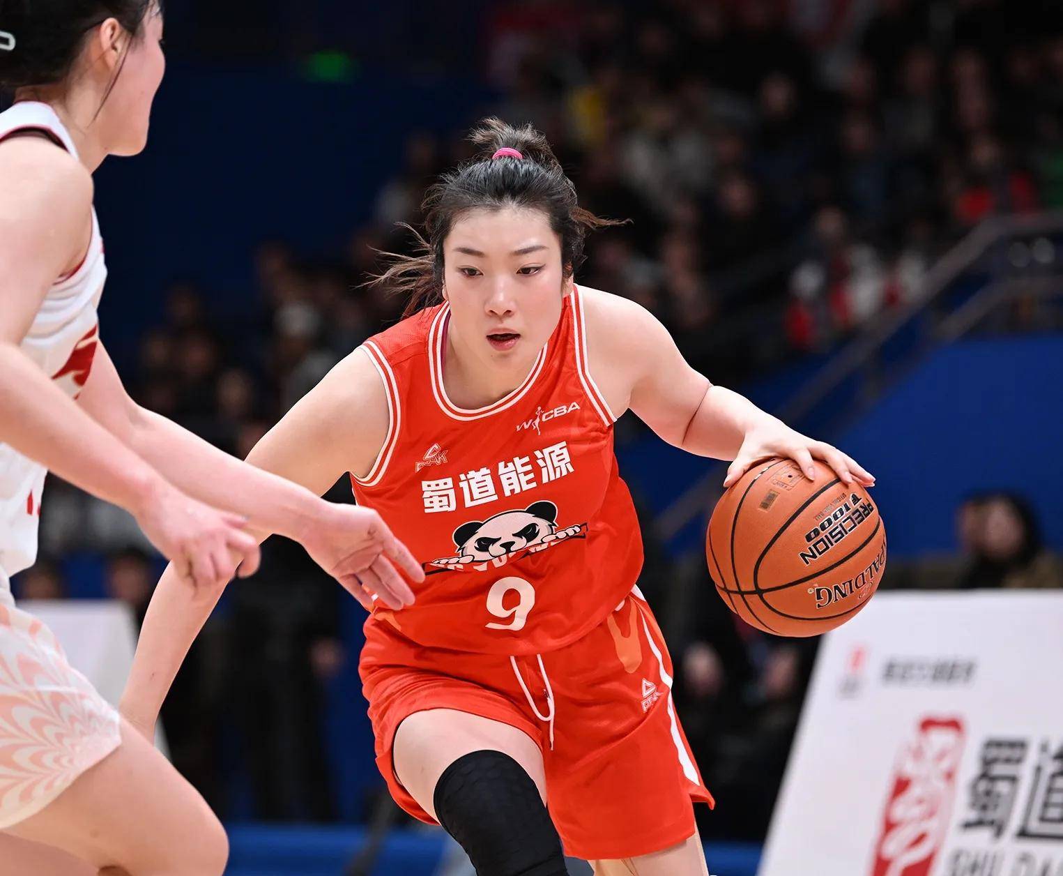 四川队迎来关键比赛，士气高昂准备战斗的简单介绍