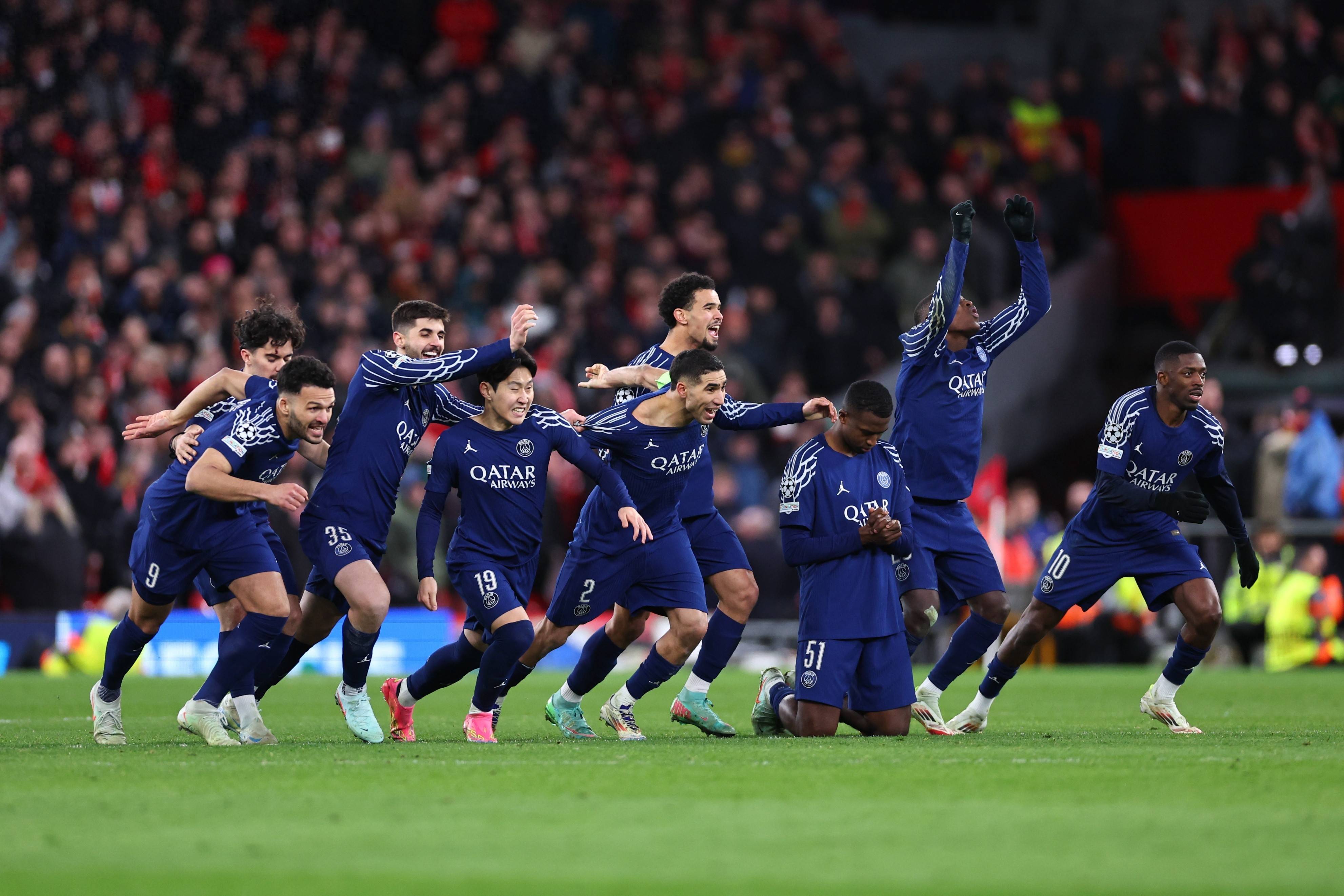 利物浦惨败巴黎，哈兰德独挑大梁