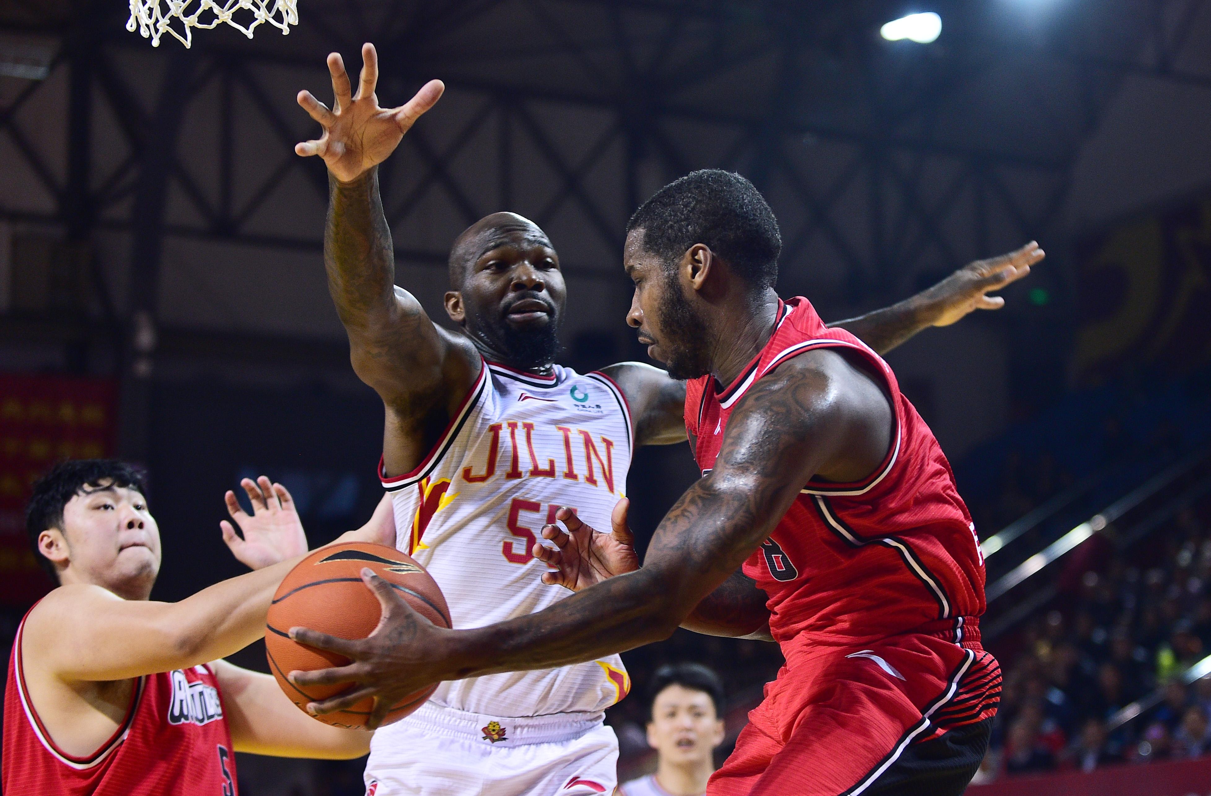 阿尔希拉尔连续不败,成为黑马球队!的简单介绍 阿尔希拉尔连续不败,成为黑马球队!的简单介绍