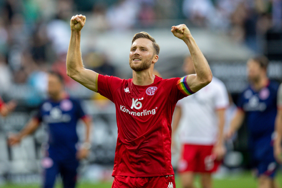 美因茨主场大胜，升至积分榜第九名的简单介绍