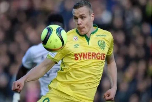 南特客场遭遇失利,保级前景堪忧 南特客场遭遇失利,保级前景堪忧