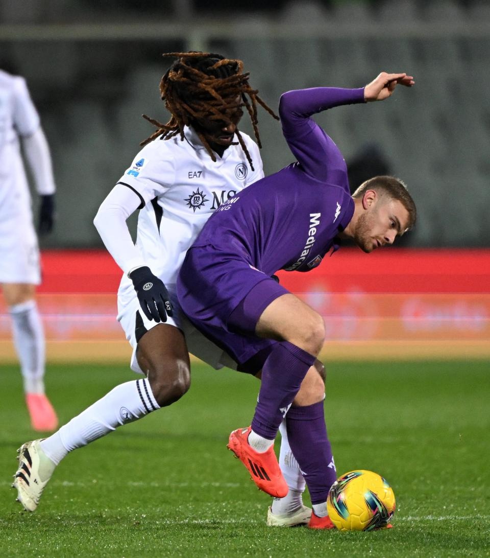 佛罗伦萨主场失利，遭遇停滞