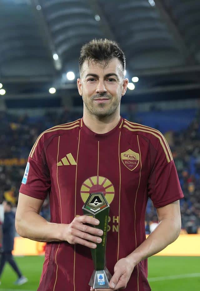 罗马队迎战苦战取胜,球队冲劲十足 罗马队迎战苦战取胜,球队冲劲十足