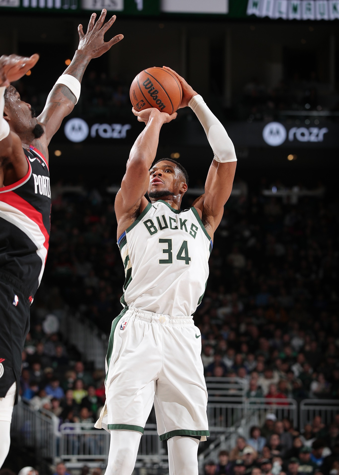 开拓者主场大胜马刺,利拉德分高效的简单介绍 开拓者主场大胜马刺,利拉德分高效的简单介绍