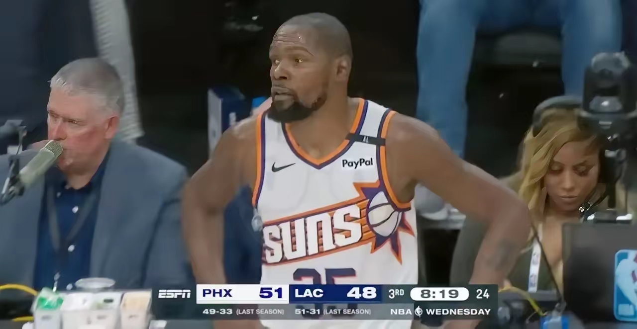 火箭对阵尼克斯，实力班底胜负难料谁主沉浮的简单介绍