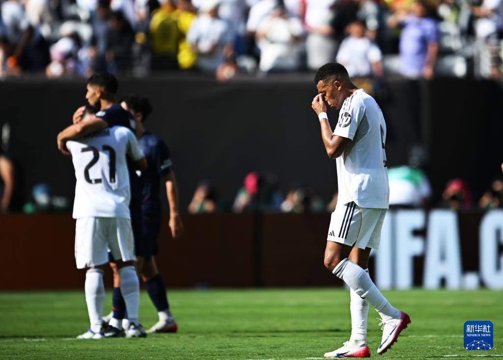 空门不得分!巴黎圣日耳曼角逐中失利 空门不得分!巴黎圣日耳曼角逐中失利