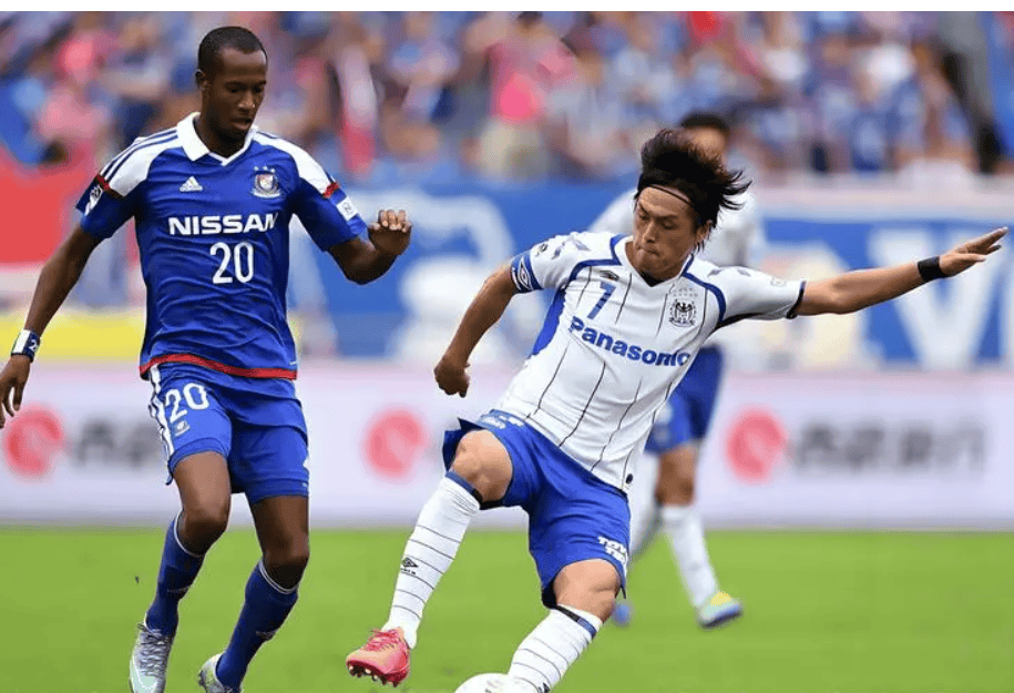 泰达队员状态火热,战胜对手领先一步 泰达队员状态火热,战胜对手领先一步