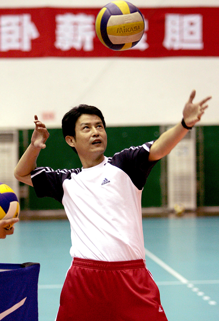 贵州队客场夺冠,主教练谦虚表示感谢 贵州队客场夺冠,主教练谦虚表示感谢