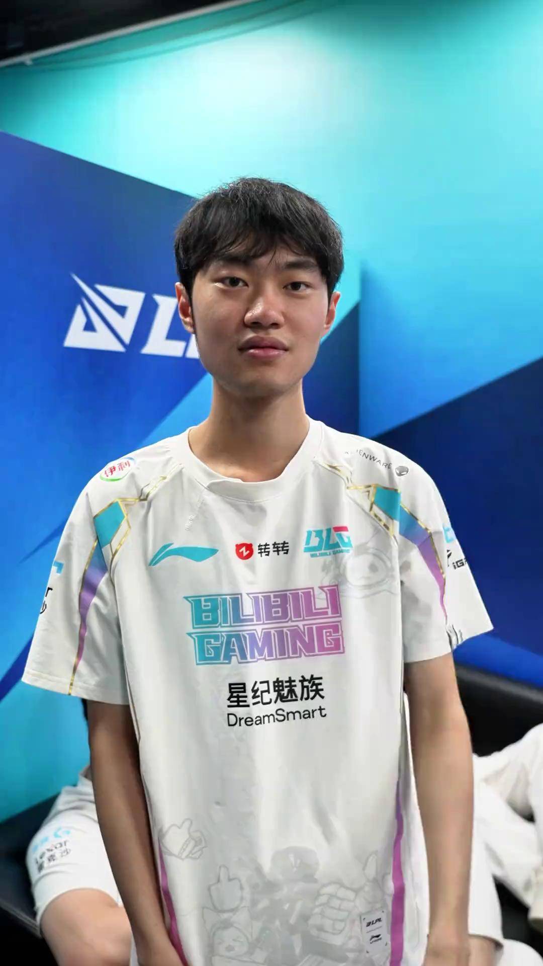 EDG力克HKA,Knight单局斩获MVP宿命之战成都决赛之夜,技惊四座 EDG力克HKA,Knight单局斩获MVP宿命之战成都决赛之夜,技惊四座